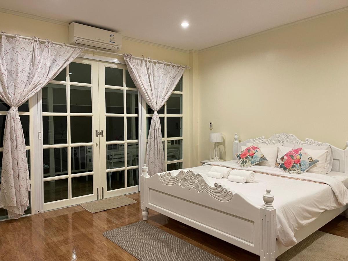 Misty English Cottage Ban Non Na Yao Екстериор снимка